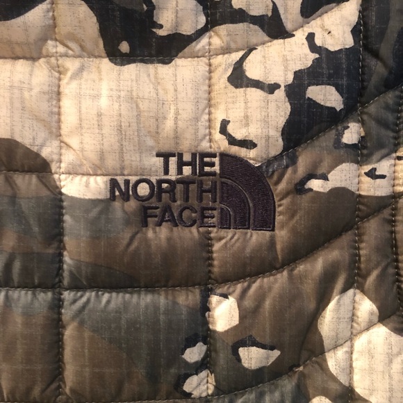 The North Face winter vest - Picture 2 of 4